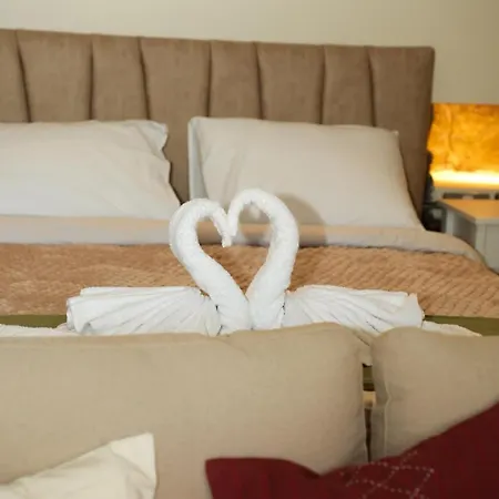 Aprosmeno House 5 *